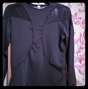 Long sleeve work out top